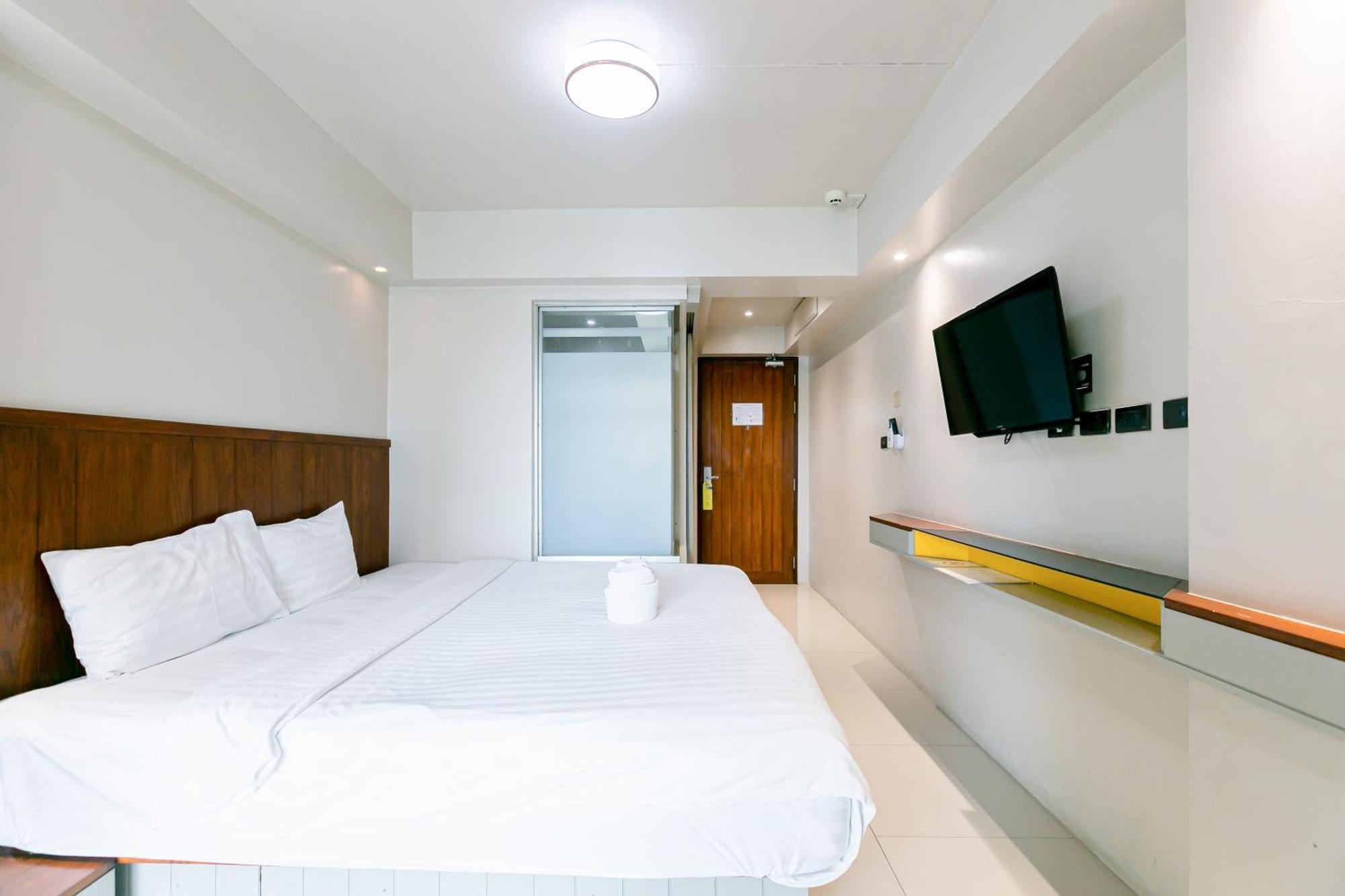 A Sleep Bangkok Sathorn Hotell Exteriör bild